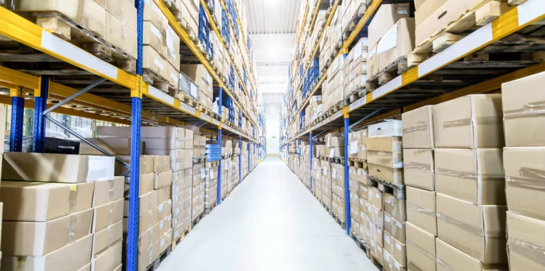 Saiba como montar o estoque da sua loja de distribuição de equipamentos de limpeza