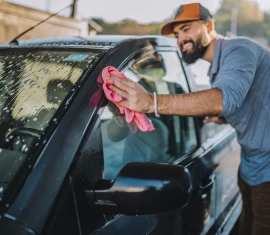 Vai lavar o carro em casa? Aprenda agora a maneira correta!