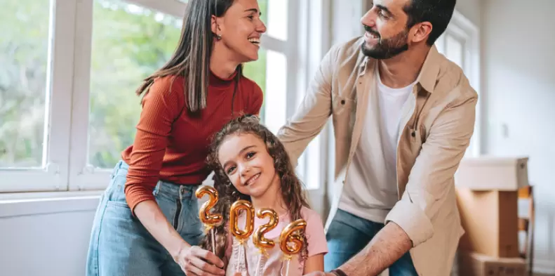 Ano-Novo, Vassoura Nova! Entenda a tradição que está viralizando para a virada de 2026