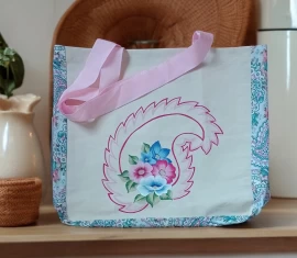 Pintura floral na ecobag