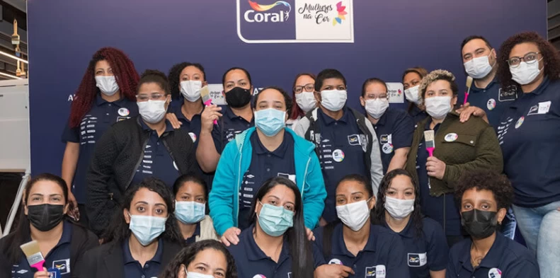 Condor apoia Programa Coral Mulheres na Cor para formação de pintoras decorativas profissionais